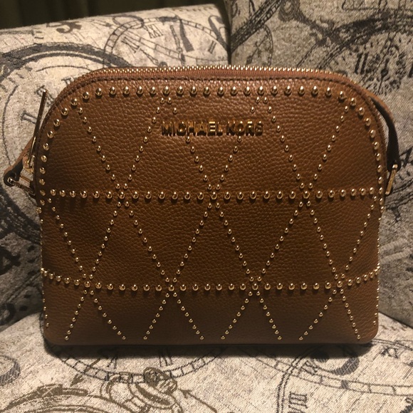 MICHAEL Michael Kors Handbags - Sunday’s FLASH Sale!  💥💥MK “Adele” Crossbody